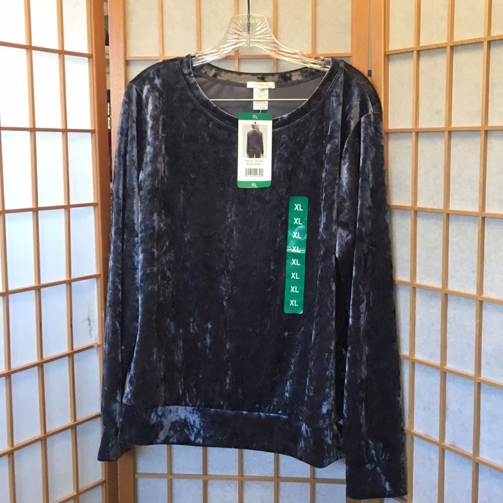 3/$20 Matty M Blue Steel Top